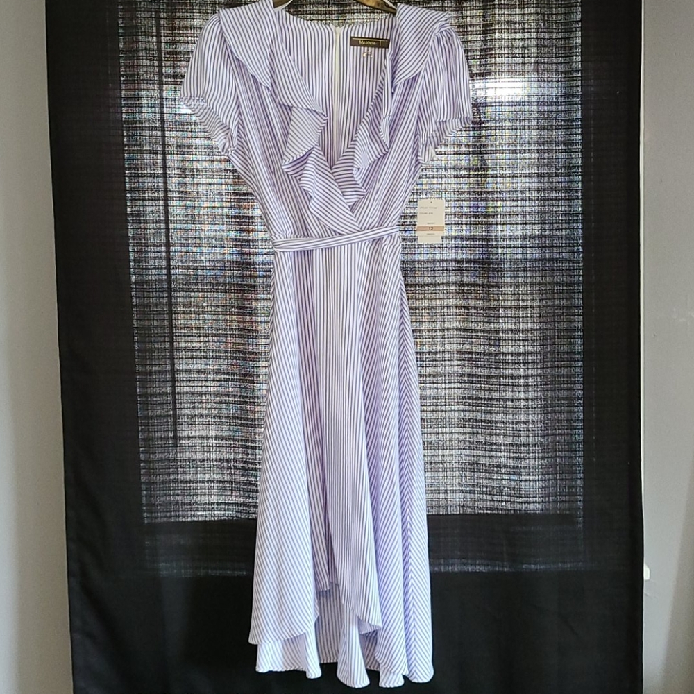 NWT Melonie pinstripe ruffle dress, v-neck, midi length, Belted